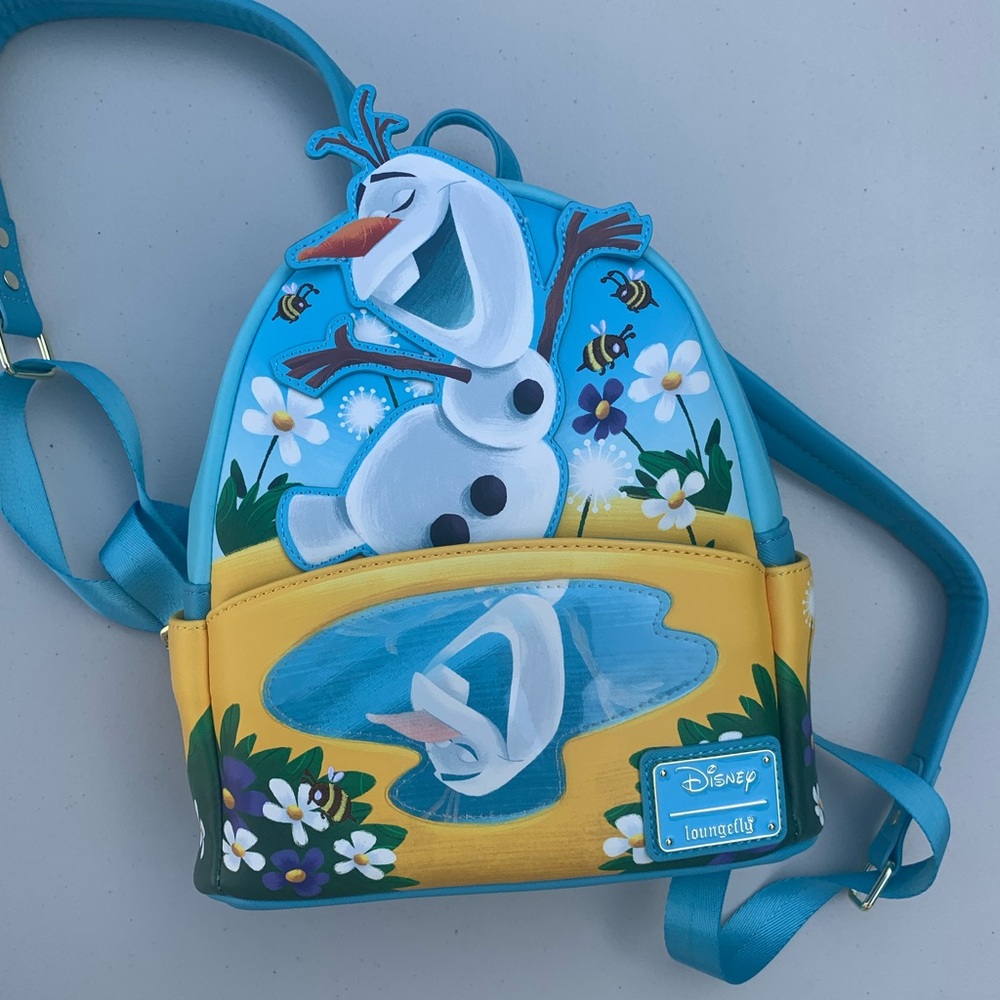 Loungefly Disney Frozen Olaf In The Summer Backpack